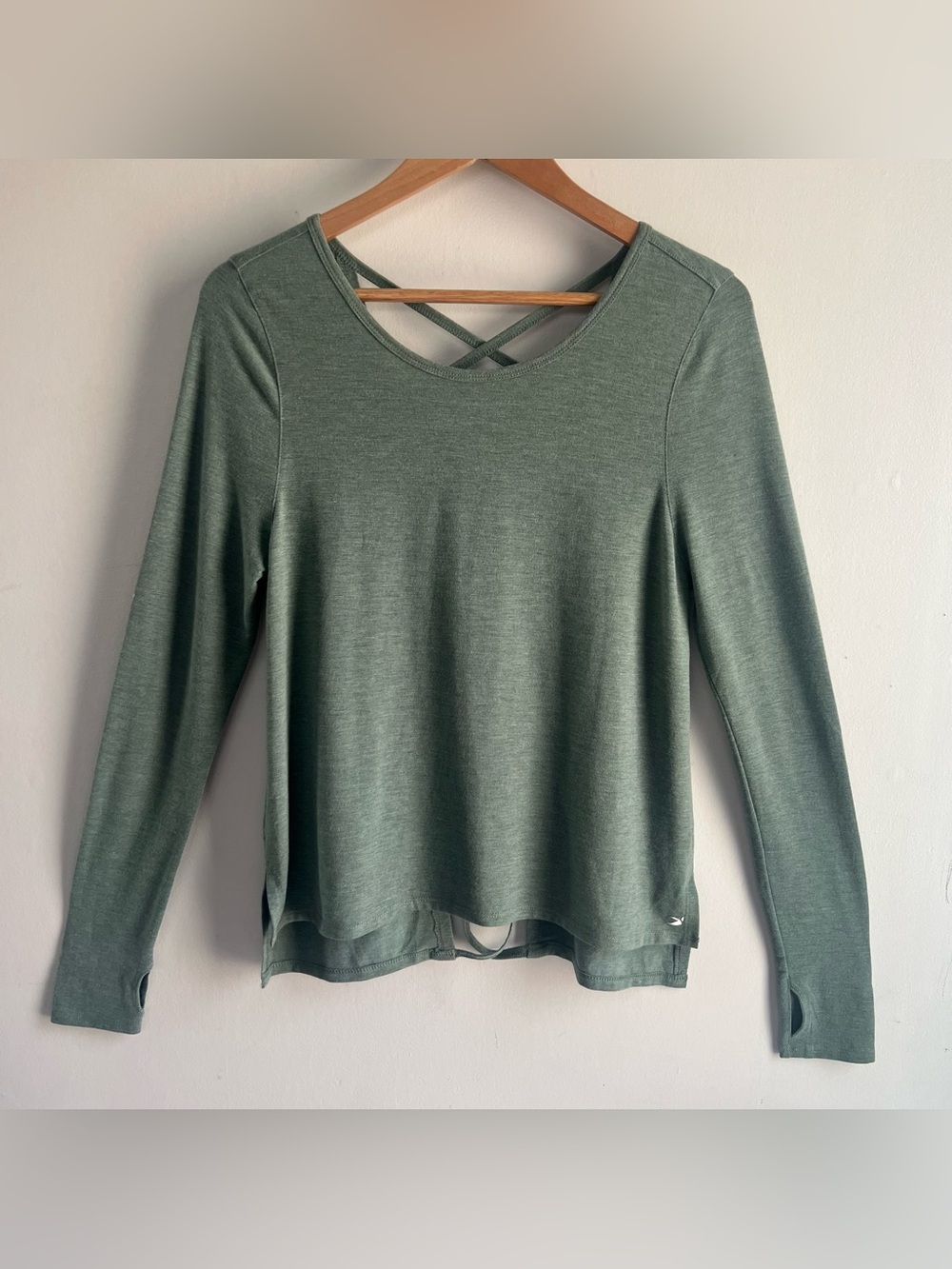 Glyder Women’s S Small Cross Back Long Sleeve Top Green Activewear Yoga Shirt